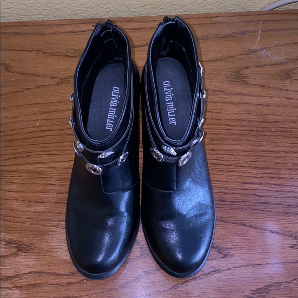 Booties - Picture 4 of 8